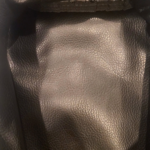 FENDI AUTHENTIC - Picture 6 of 7